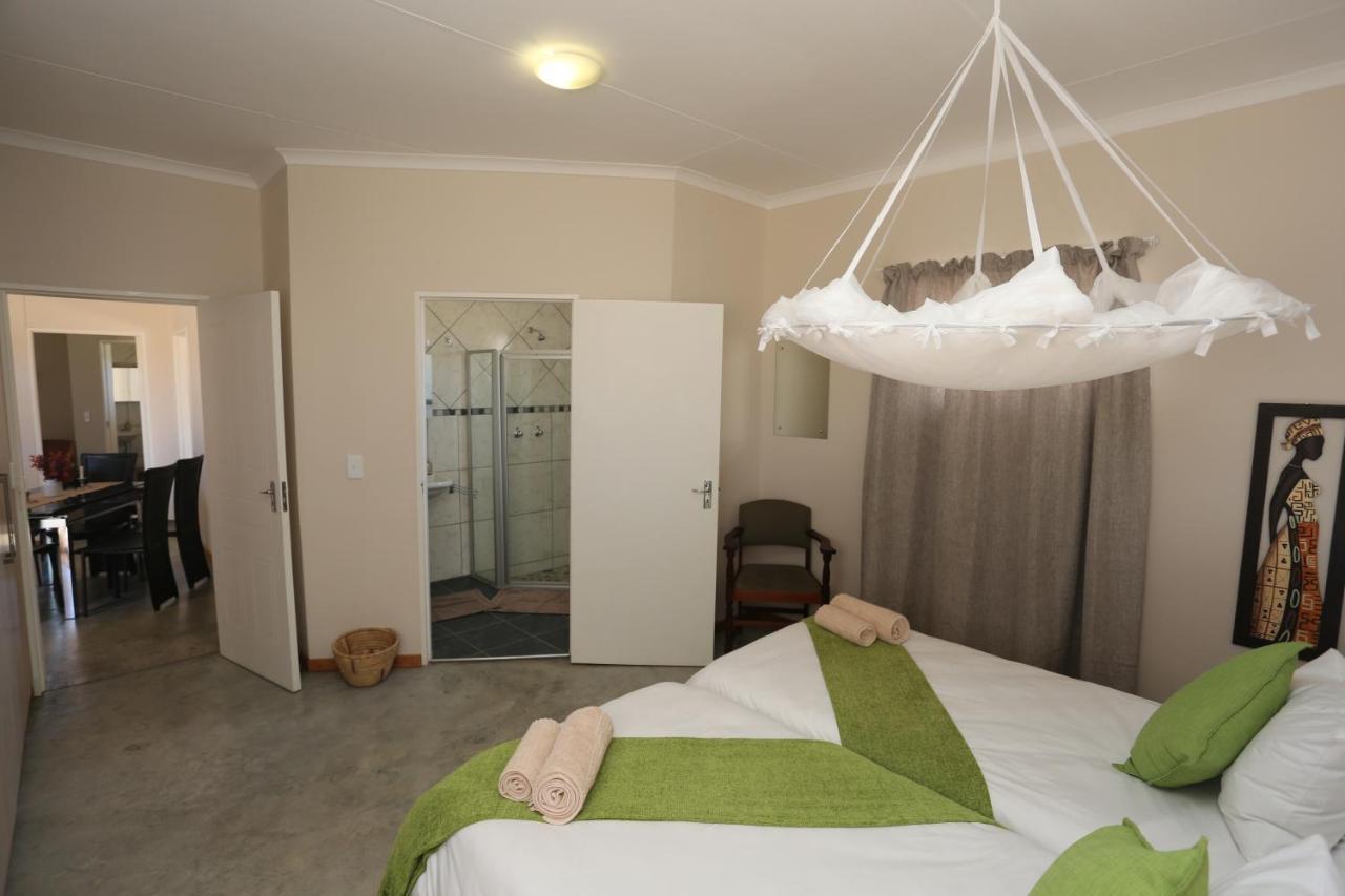 Orange House Self Catering Apartment Aus Exterior photo