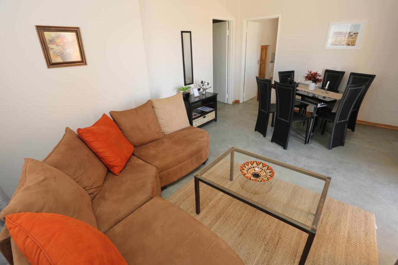 Orange House Self Catering Apartment Aus Exterior photo
