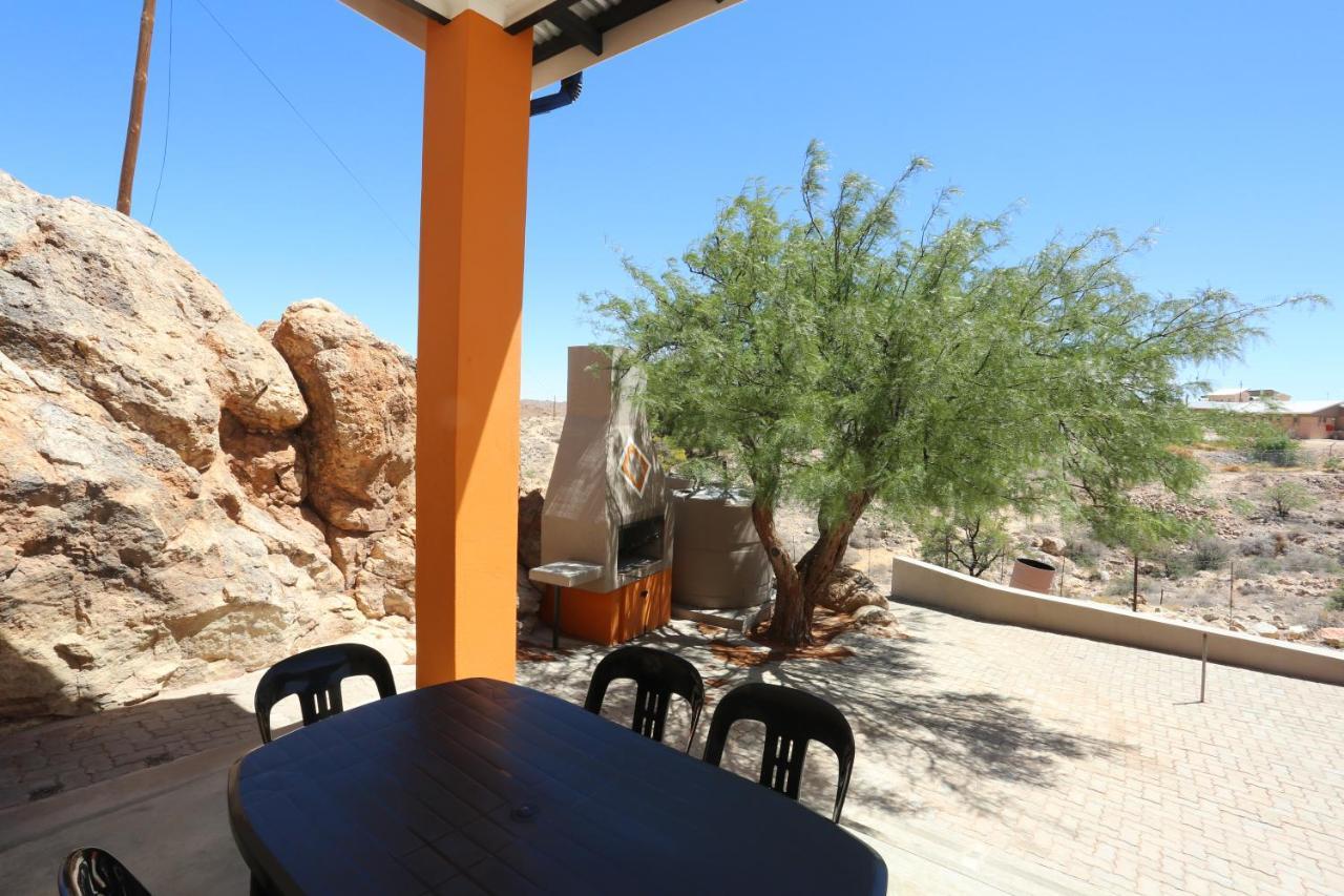 Orange House Self Catering Apartment Aus Exterior photo