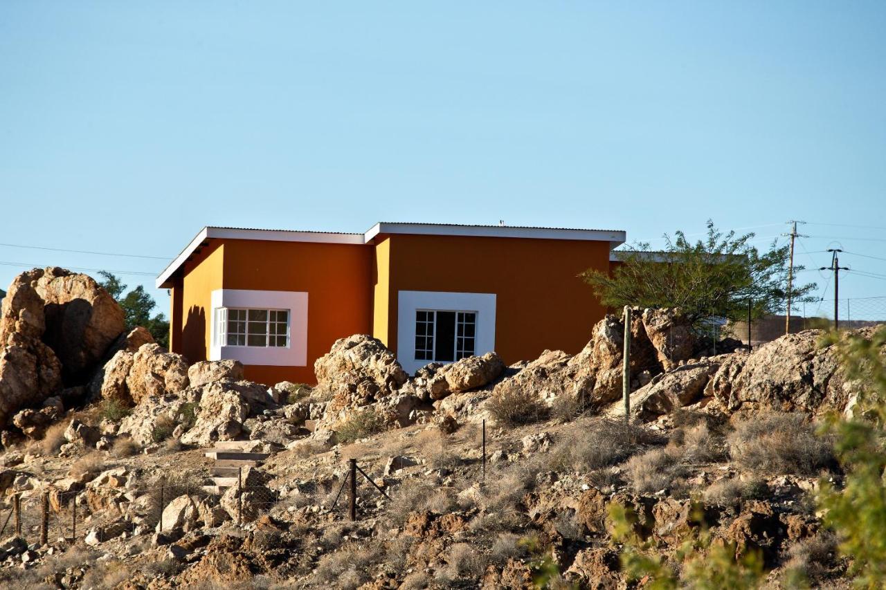 Orange House Self Catering Apartment Aus Exterior photo